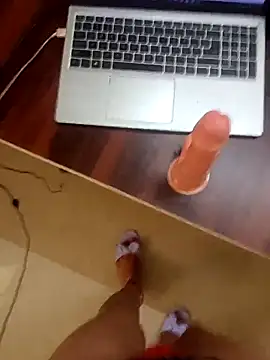 sexyindianbitchlilly online show from May 13, 2026, 7:59 am