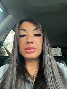 Snapshot of RuslanaXX chatting on October 28, 2025, 2:45 am RuslanaXX online show from October 28, 2025, 2:45 am