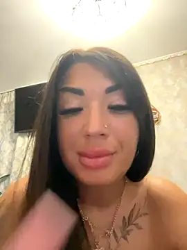 Snapshot of RuslanaXX chatting on November 29, 2025, 2:12 am RuslanaXX online show from November 29, 2025, 2:12 am