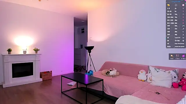 AnysaSmith online show from April 11, 2026, 8:23 pm