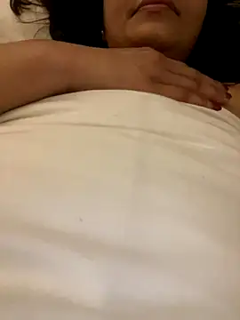 winterforu online show from November 25, 2025, 9:09 am