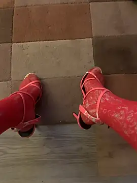 footsy35 online show from February 6, 2026, 7:32 pm