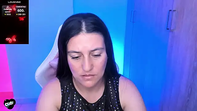 Saskyaa online show from April 10, 2026, 2:40 am