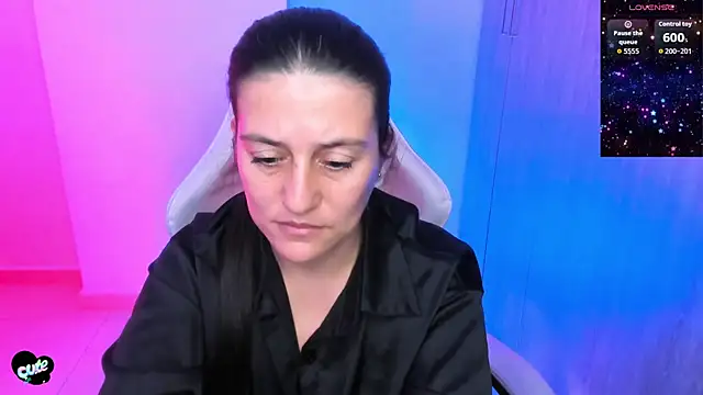 Saskyaa online show from May 21, 2026, 4:43 am