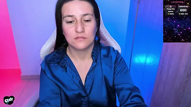 Saskyaa online show from May 14, 2026, 2:52 am