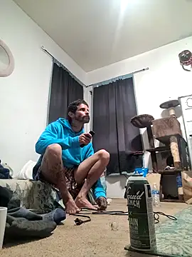 Snapshot of LongDickZee562 chatting on November 4, 2025, 5:44 am LongDickZee562 online show from November 4, 2025, 5:44 am