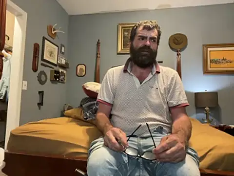 Onesieboy4daddys online show from April 18, 2026, 7:07 pm