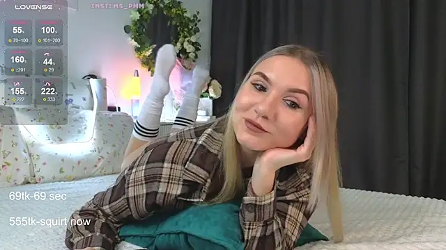 Snapshot of Maria_Shy chatting on September 11, 2025, 9:20 am Maria Shy online show from September 11, 2025, 9:20 am