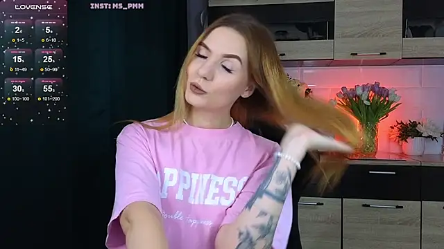 Snapshot of Maria_Shy chatting on March 10, 2025, 2:39 am Maria Shy online show from March 10, 2025, 2:39 am