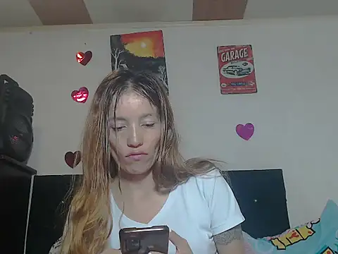 Snapshot of valerivegass chatting on November 13, 2025, 4:44 pm valerivegass online show from November 13, 2025, 4:44 pm