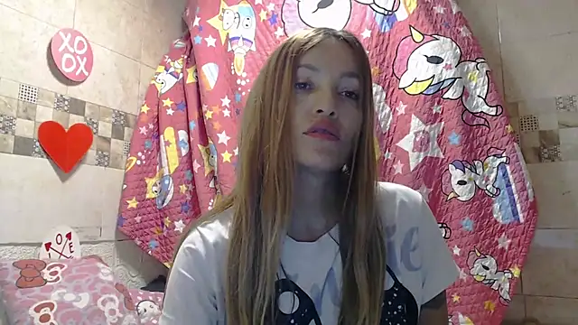 valerivegass online show from April 17, 2026, 9:39 pm