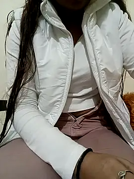 Snapshot of sweet_jia23 chatting on December 1, 2025, 5:08 am sweet jia23 online show from December 1, 2025, 5:08 am