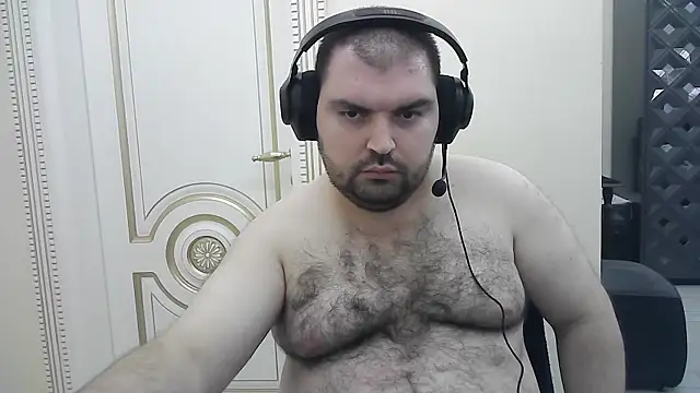 KIZLAZIMYaa online show from November 30, 2025, 4:52 pm