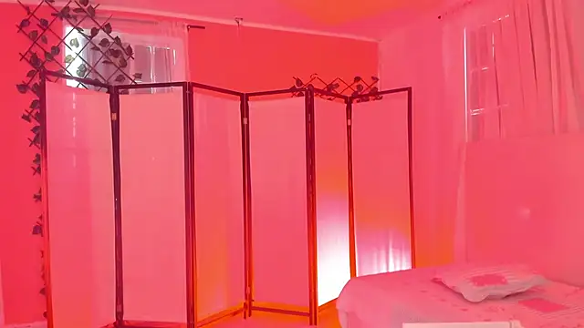 Snapshot of your_khloe chatting on November 13, 2025, 2:43 pm your khloe online show from November 13, 2025, 2:43 pm