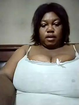 Snapshot of MATUREBUSSTY chatting on October 28, 2025, 3:07 am MATUREBUSSTY online show from October 28, 2025, 3:07 am