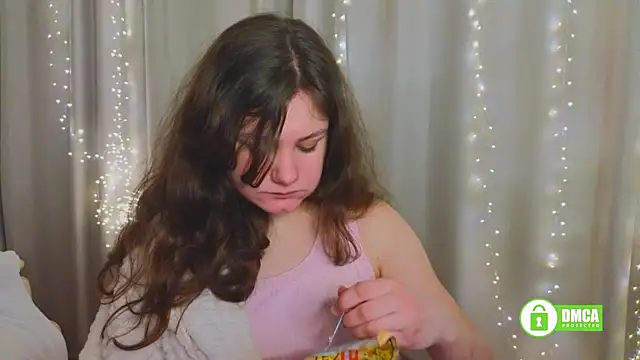 Snapshot of Charlotte_wow chatting on March 16, 2025, 5:17 pm Charlotte wow online show from March 16, 2025, 5:17 pm