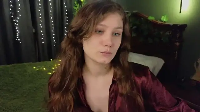 Snapshot of Charlotte_wow chatting on February 15, 2025, 9:17 pm Charlotte wow online show from February 15, 2025, 9:17 pm