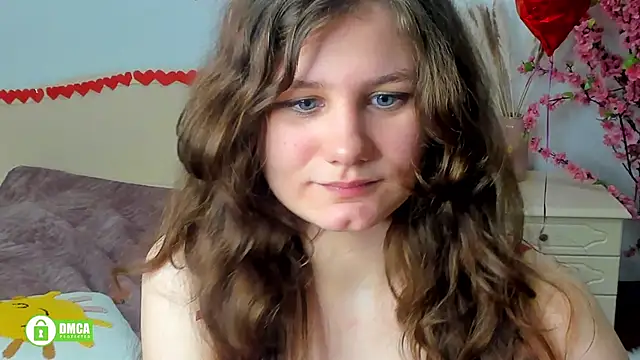 Snapshot of Charlotte_wow chatting on February 19, 2025, 12:03 am Charlotte wow online show from February 19, 2025, 12:03 am