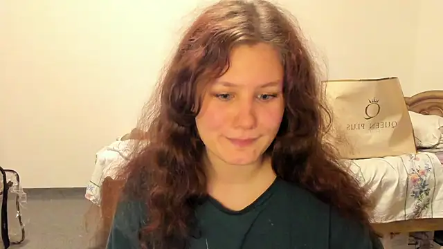 Snapshot of Charlotte_wow chatting on April 29, 2026, 8:48 pm Charlotte wow online show from April 29, 2026, 8:48 pm