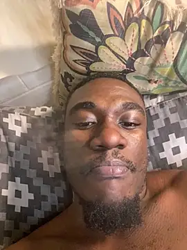 Snapshot of Pinepool21 chatting on October 28, 2025, 6:29 pm Pinepool21 online show from October 28, 2025, 6:29 pm