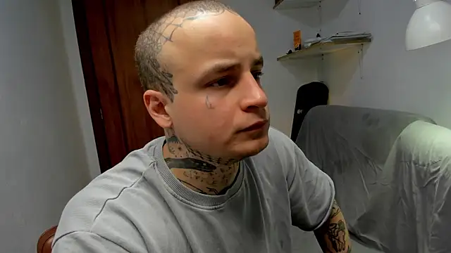 layneinchains online show from March 31, 2026, 8:49 am