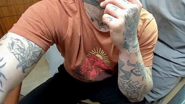 layneinchains online show from May 14, 2026, 12:35 pm