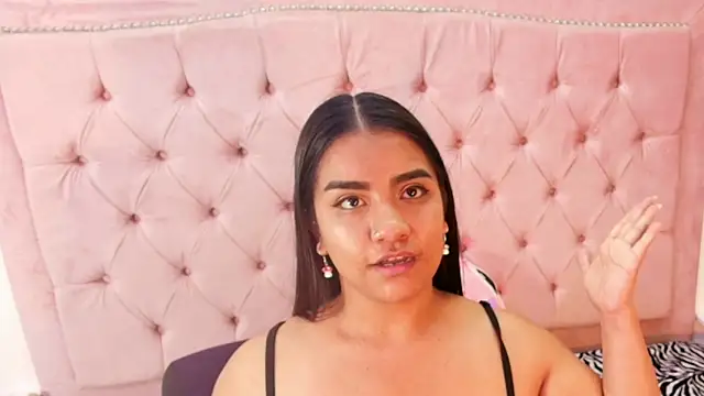 Snapshot of hannnasmith chatting on February 12, 2026, 3:50 am hannnasmith online show from February 12, 2026, 3:50 am