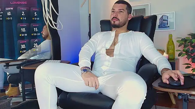 HenryBenso online show from April 11, 2026, 11:03 am