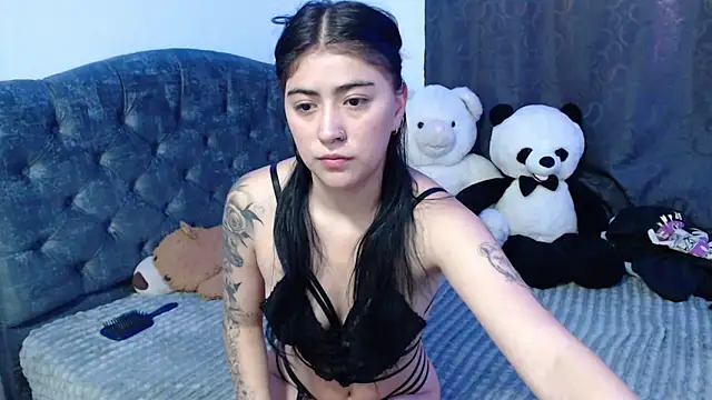 Snapshot of Gaby_foz chatting on March 6, 2025, 5:54 pm Gaby foz online show from March 6, 2025, 5:54 pm