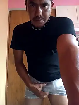 Snapshot of negro15cm17 chatting on October 5, 2025, 5:25 pm negro15cm17 online show from October 5, 2025, 5:25 pm