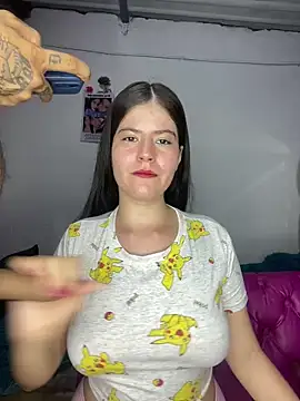 Snapshot of Hotnightsexxx chatting on March 17, 2025, 11:35 pm Hotnightsexxx online show from March 17, 2025, 11:35 pm