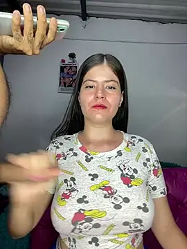 Snapshot of Hotnightsexxx chatting on March 6, 2025, 10:58 pm Hotnightsexxx online show from March 6, 2025, 10:58 pm