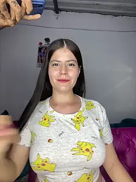 Snapshot of Hotnightsexxx chatting on March 18, 2025, 4:07 am Hotnightsexxx online show from March 18, 2025, 4:07 am