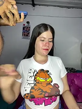 Snapshot of Hotnightsexxx chatting on March 11, 2025, 10:31 pm Hotnightsexxx online show from March 11, 2025, 10:31 pm