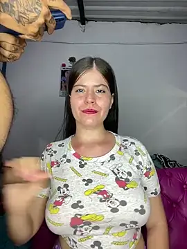 Snapshot of Hotnightsexxx chatting on March 7, 2025, 3:29 am Hotnightsexxx online show from March 7, 2025, 3:29 am