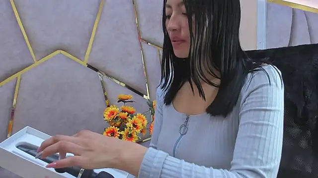 Snapshot of Kloe_Candy1 chatting on June 2, 2026, 4:01 am Kloe Candy1 online show from June 2, 2026, 4:01 am