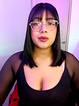 AlexaKimm online show from September 13, 2025, 3:56 pm