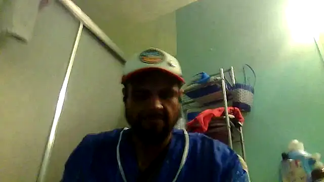 Snapshot of MrDickUdown24_7 chatting on February 12, 2026, 6:35 am MrDickUdown24 7 online show from February 12, 2026, 6:35 am
