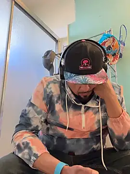 Snapshot of MrDickUdown24_7 chatting on March 9, 2025, 12:10 am MrDickUdown24 7 online show from March 9, 2025, 12:10 am