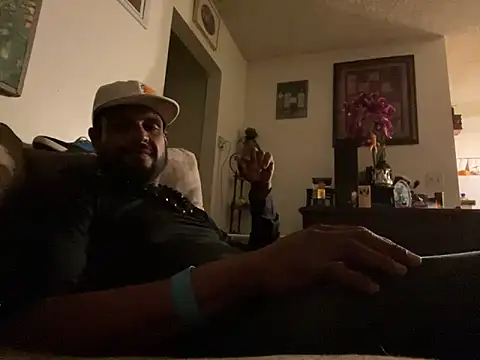 Snapshot of MrDickUdown24_7 chatting on October 9, 2025, 7:42 am MrDickUdown24 7 online show from October 9, 2025, 7:42 am