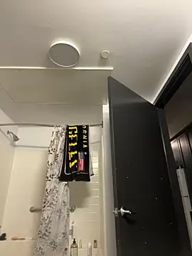 Snapshot of MrDickUdown24_7 chatting on February 16, 2026, 5:11 pm MrDickUdown24 7 online show from February 16, 2026, 5:11 pm