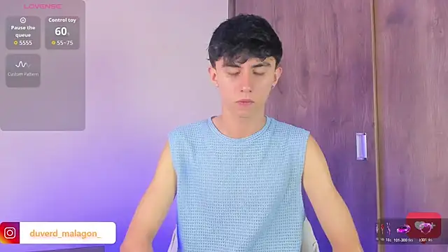 Snapshot of Demian_cute18 chatting on December 2, 2025, 5:14 pm Demian cute18 online show from December 2, 2025, 5:14 pm