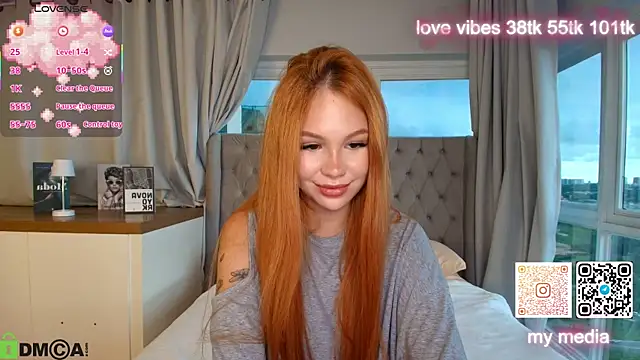 Snapshot of Tracy-Taylor chatting on February 7, 2026, 7:11 pm Tracy-Taylor online show from February 7, 2026, 7:11 pm