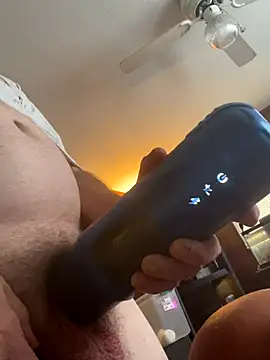 Helmut1971 online show from November 8, 2025, 5:16 pm