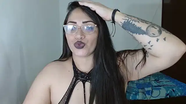 natashasmithe online show from February 11, 2026, 4:23 am