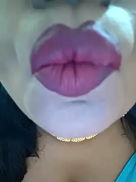 Snapshot of YR-SHIVANI chatting on January 12, 2026, 4:52 am YR-SHIVANI online show from January 12, 2026, 4:52 am