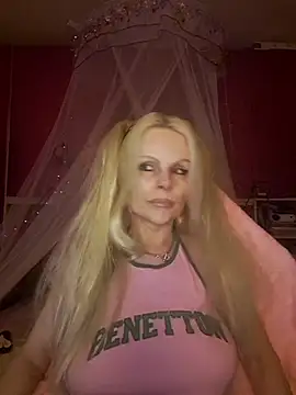 Snapshot of Angeldevilus chatting on July 15, 2026, 12:06 am Angeldevilus online show from July 15, 2026, 12:06 am