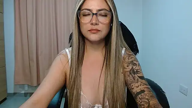  sweet rachel online show from March 21, 2026, 3:52 am