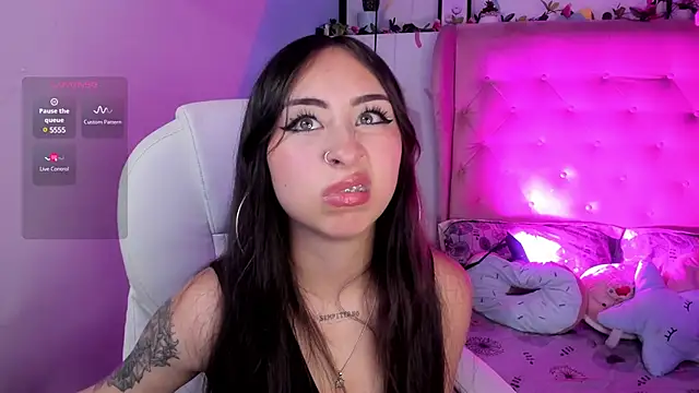 Snapshot of _cloe_martinez chatting on March 9, 2025, 12:10 am cloe martinez online show from March 9, 2025, 12:10 am