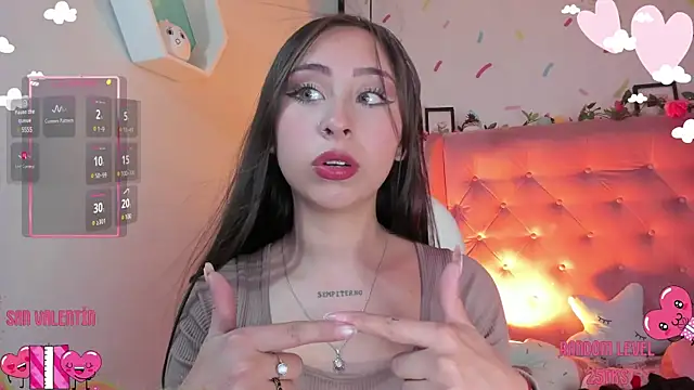 Snapshot of _cloe_martinez chatting on February 15, 2025, 8:34 pm cloe martinez online show from February 15, 2025, 8:34 pm